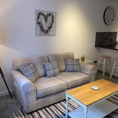 Modern 2 Bedroom Ground Floor Apartment With Parking Ripon City Centre Extérieur photo
