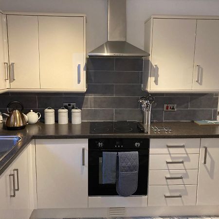 Modern 2 Bedroom Ground Floor Apartment With Parking Ripon City Centre Extérieur photo